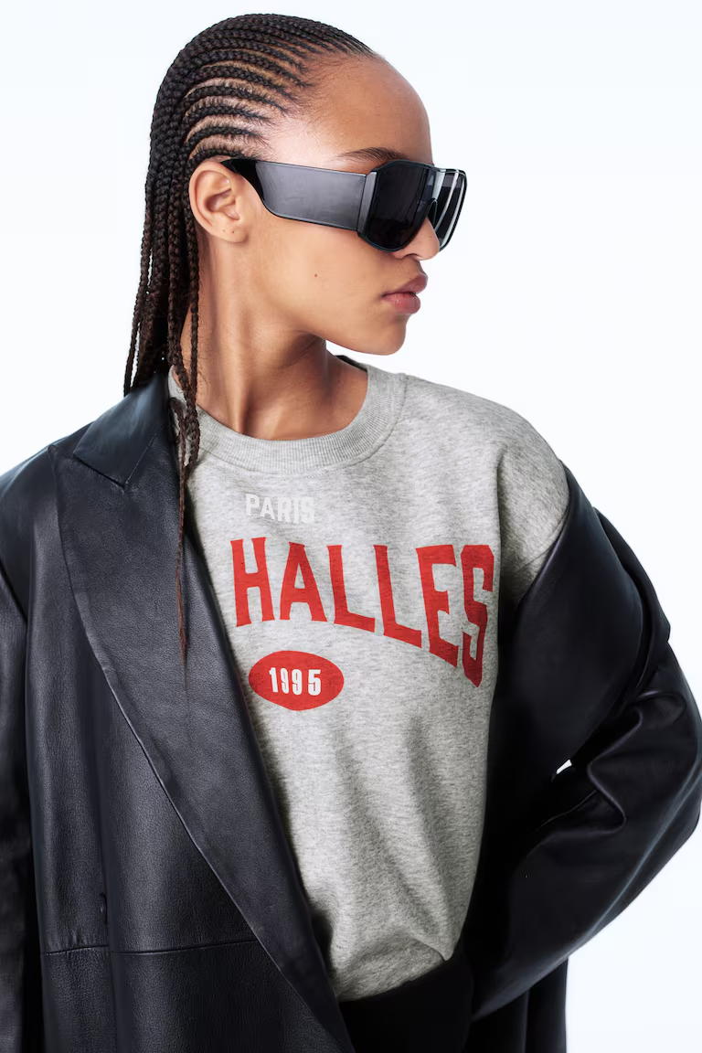 Oversized Sweatshirt with Front Graphic